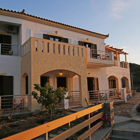 Anemi Apartments Armenistis  Exterior foto